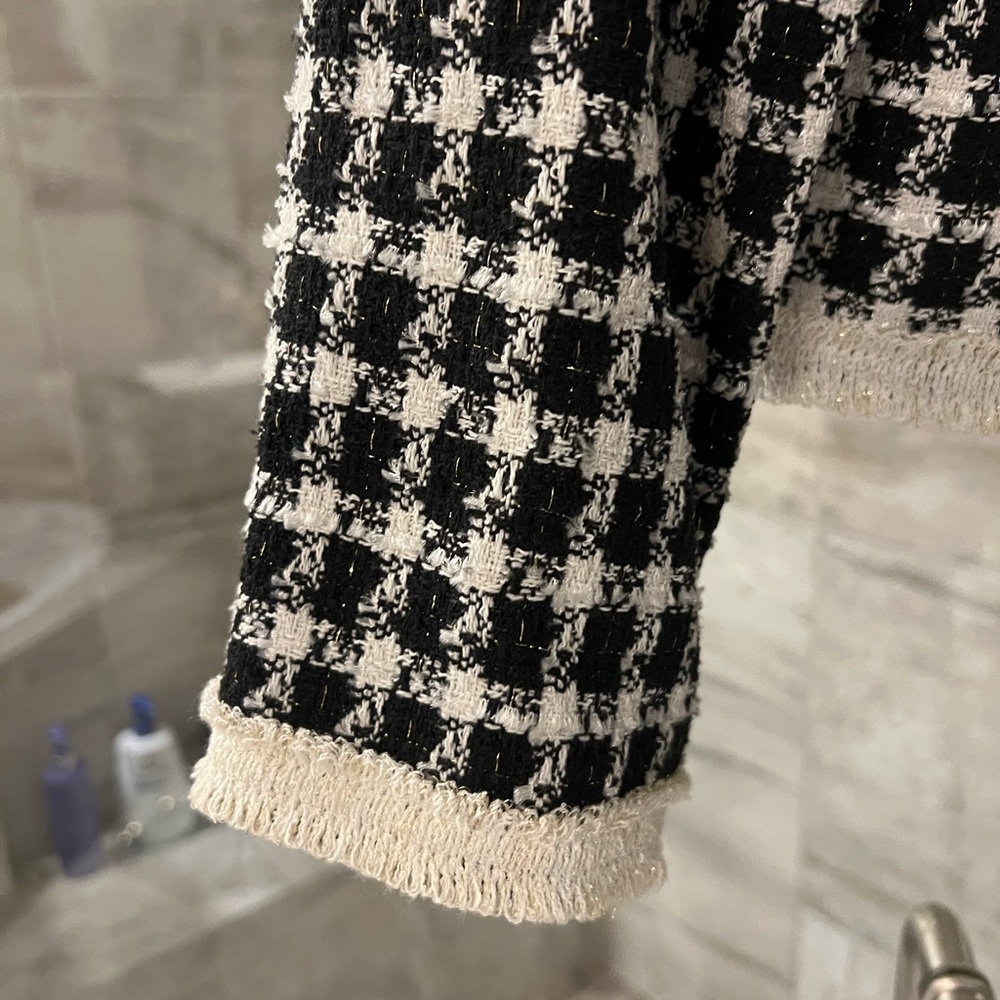 Tahari Black and White Houndstooth Blazer - Picture 9 of 11